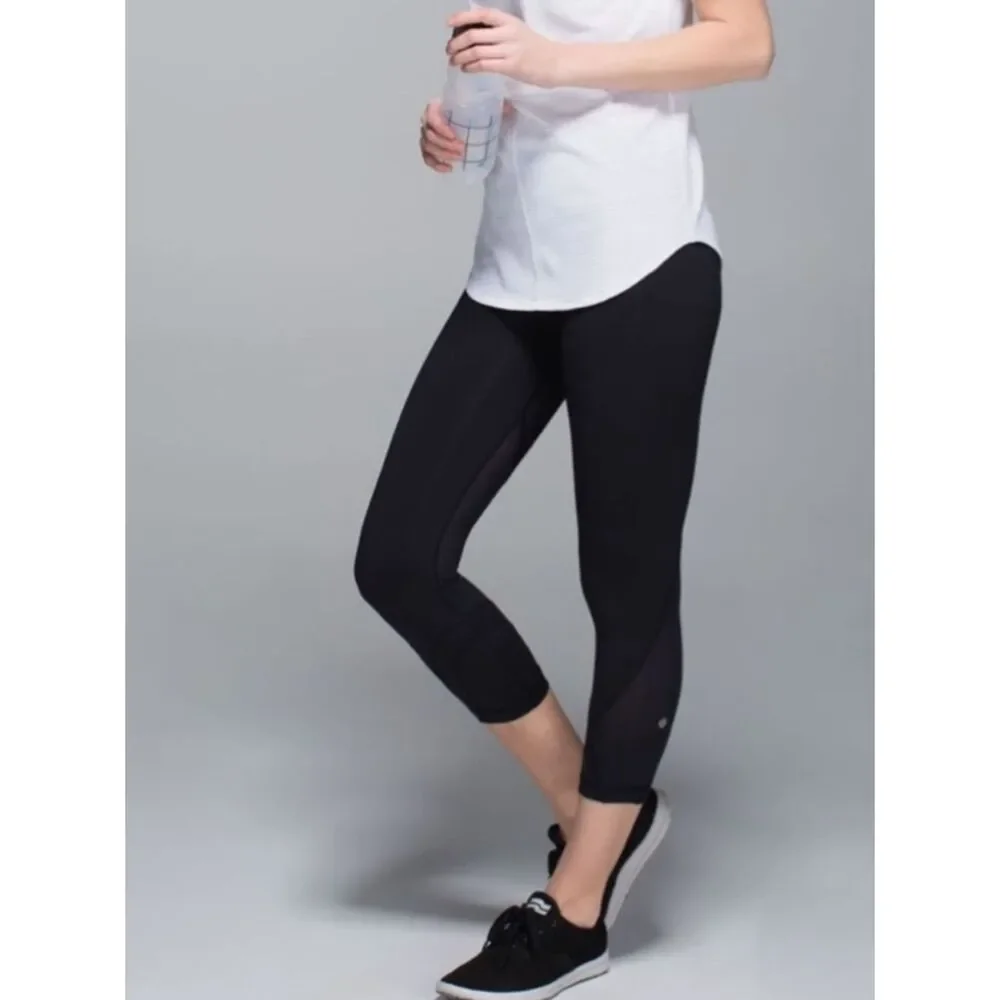 Lululemon Run Inspire Crop Legging Black Womens 6 FLAW